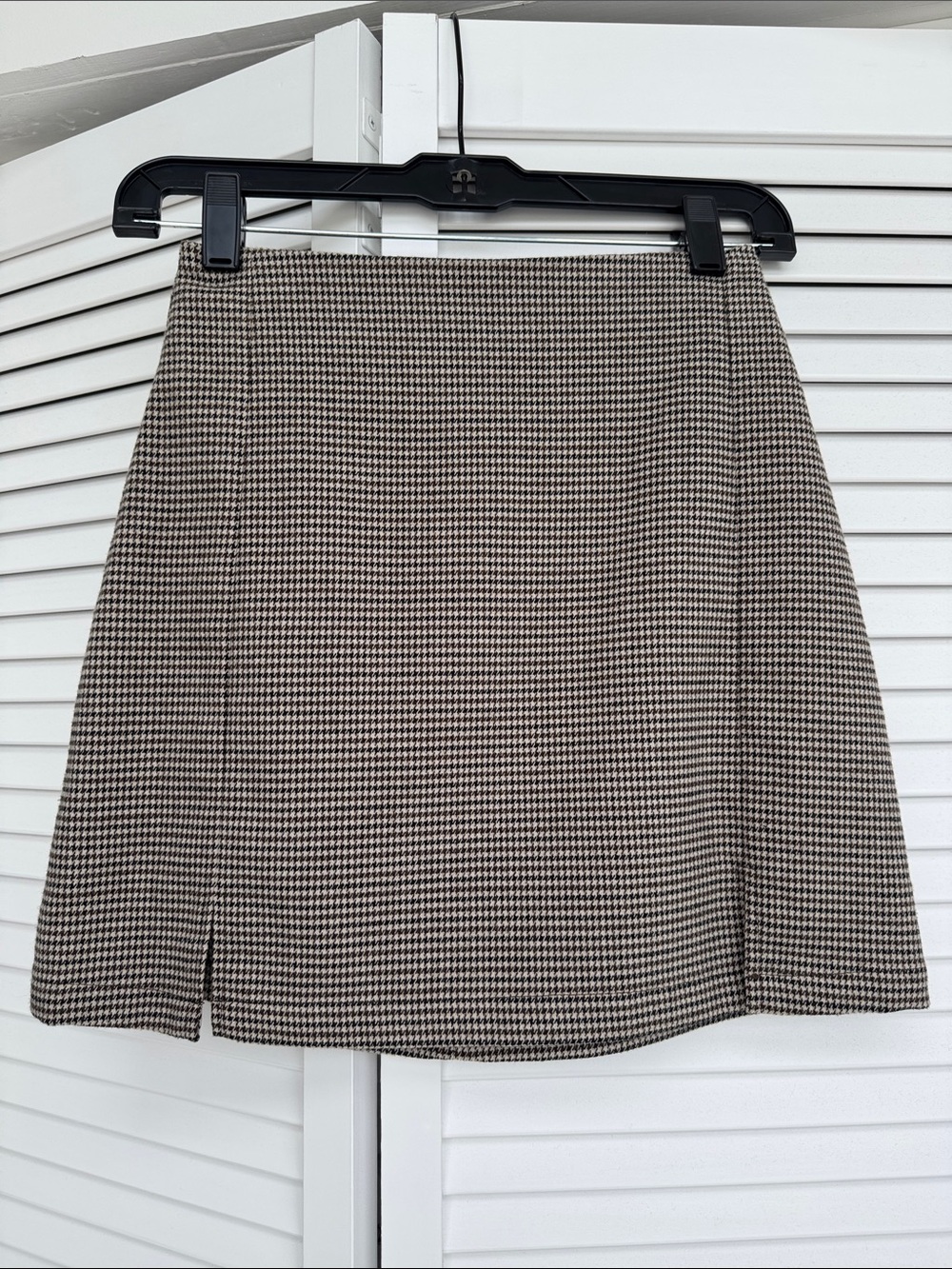 Brandy Melville Brown & Black Houndstooth Mini Skirt